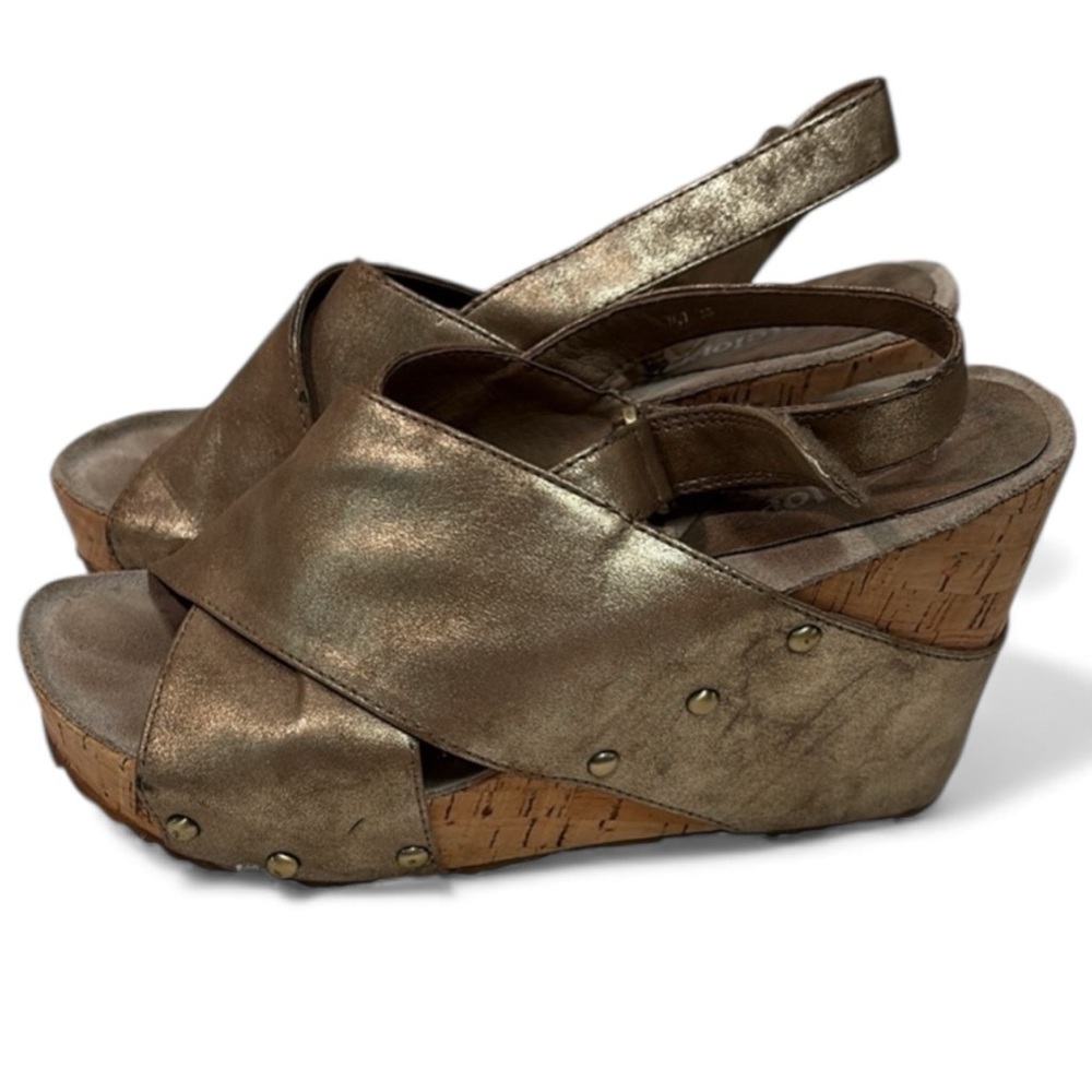 Antelope Metallic Bronze Wedge Sandals 8.5